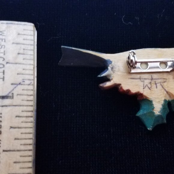 Holiday Jewelry - Wooden Chickadee Brooch - Picture 4 of 4